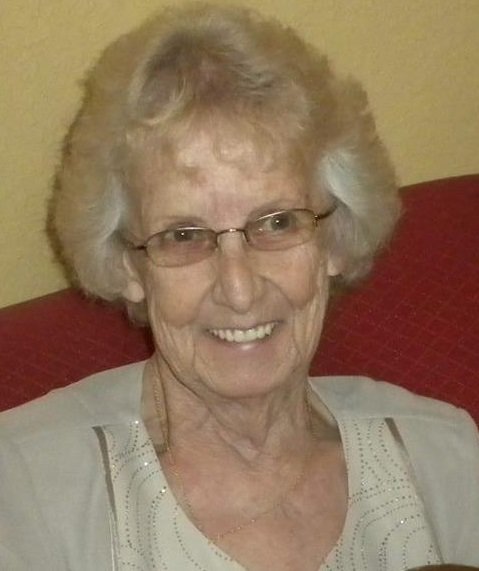 Linda (Henderson) Reitz